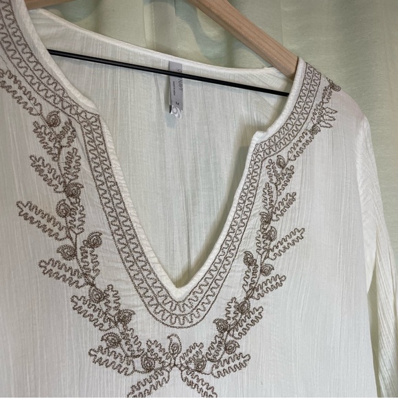 Old Navy Cotton Gauge Embroidered Tunic - Picture 4 of 10